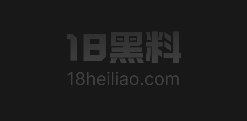 真实家庭乱伦 开直播调教女儿付费视频泄密 穿白色长袜的女儿被父亲后入爆操 超炸裂的! - 图1